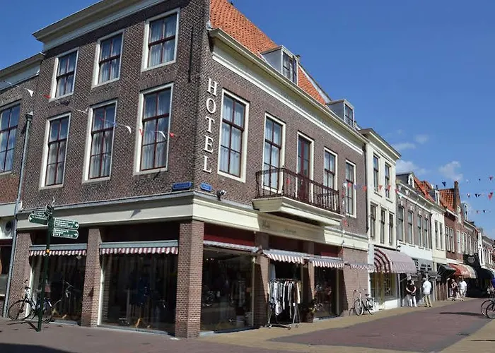 Fletcher De Zalm 3* بريله